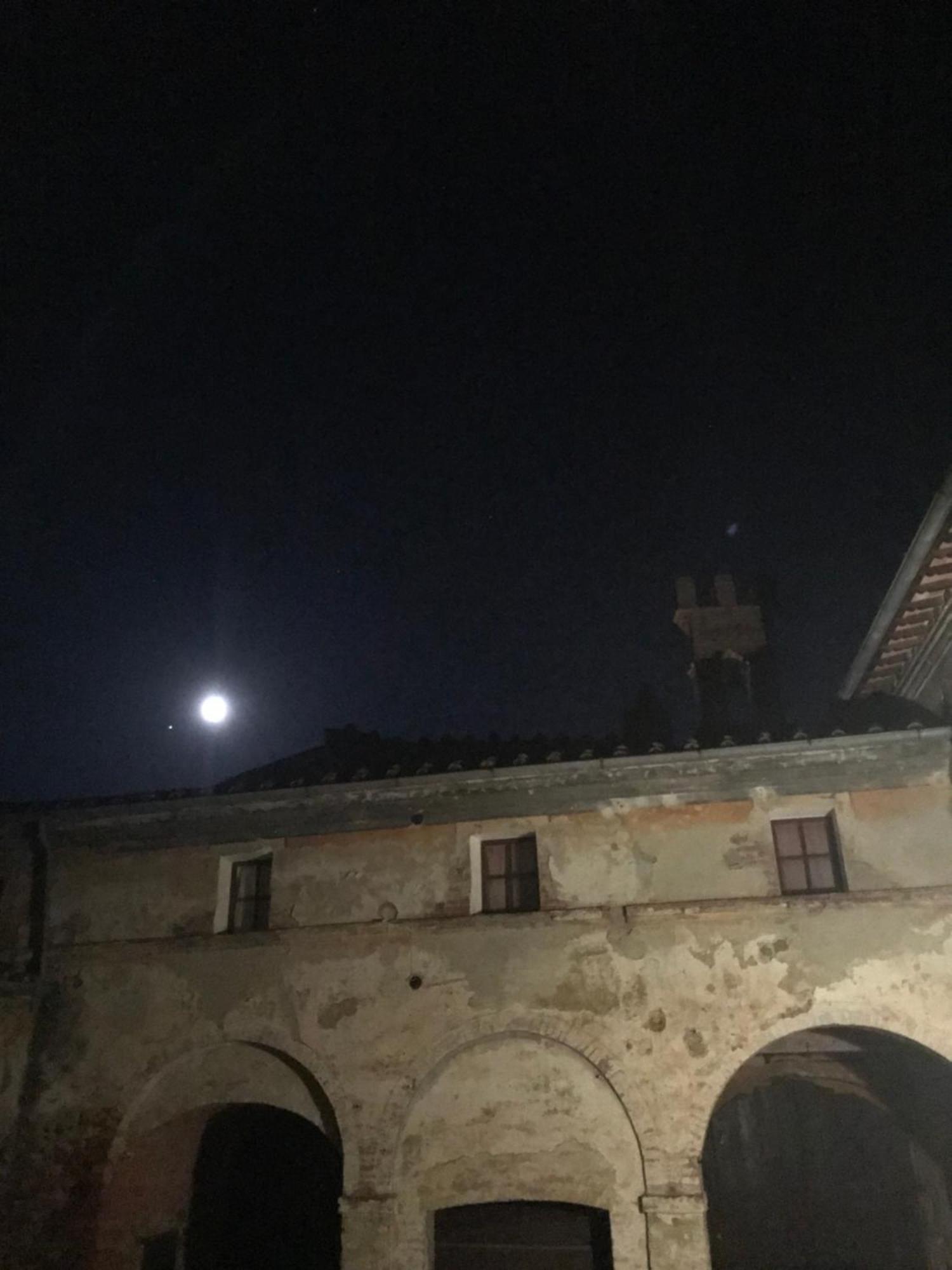 Hotel Borgo La Grancia Montisi Exterior foto